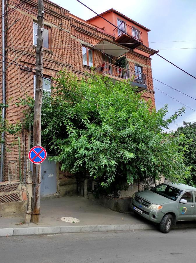 Tranquil Apartment In Vake Tbilisi Esterno foto