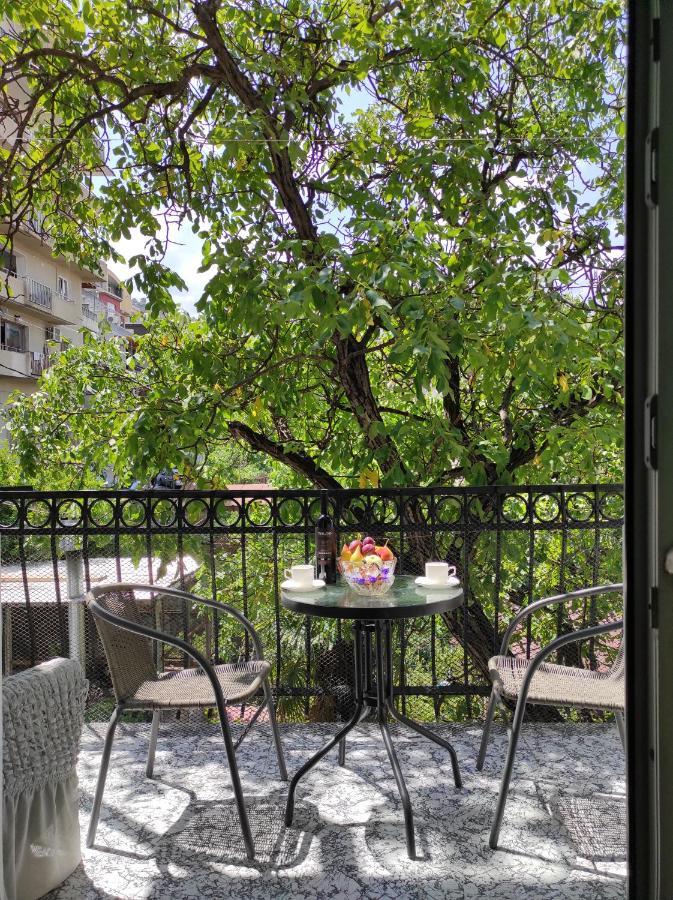 Tranquil Apartment In Vake Tbilisi Esterno foto