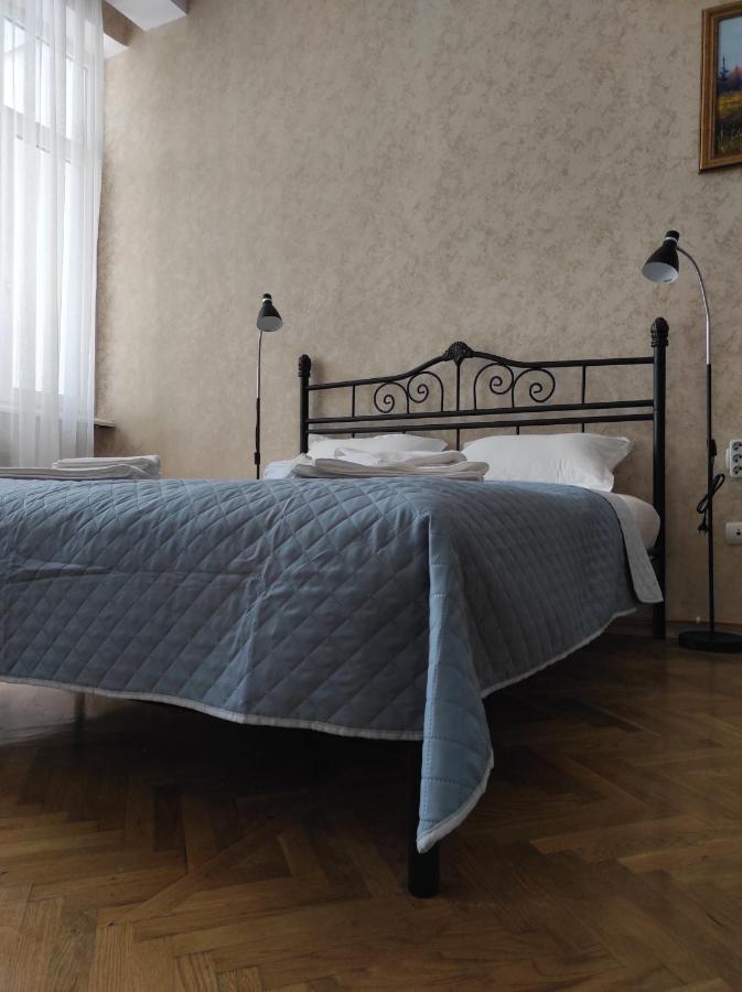 Tranquil Apartment In Vake Tbilisi Esterno foto